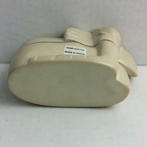 Soapstone Elephant Trinket Box 5”X3”X2” Kenya - Picture 5 of 6